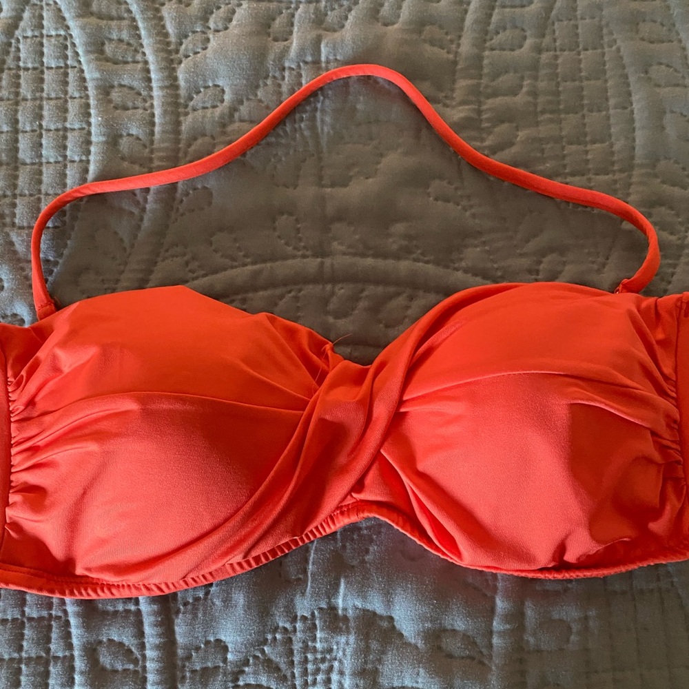 Mossimo bikini top, size L